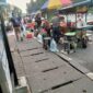 Foto : Pedagang Kaki Lima Menjamur di Kawasan Apartemen Kalibata City